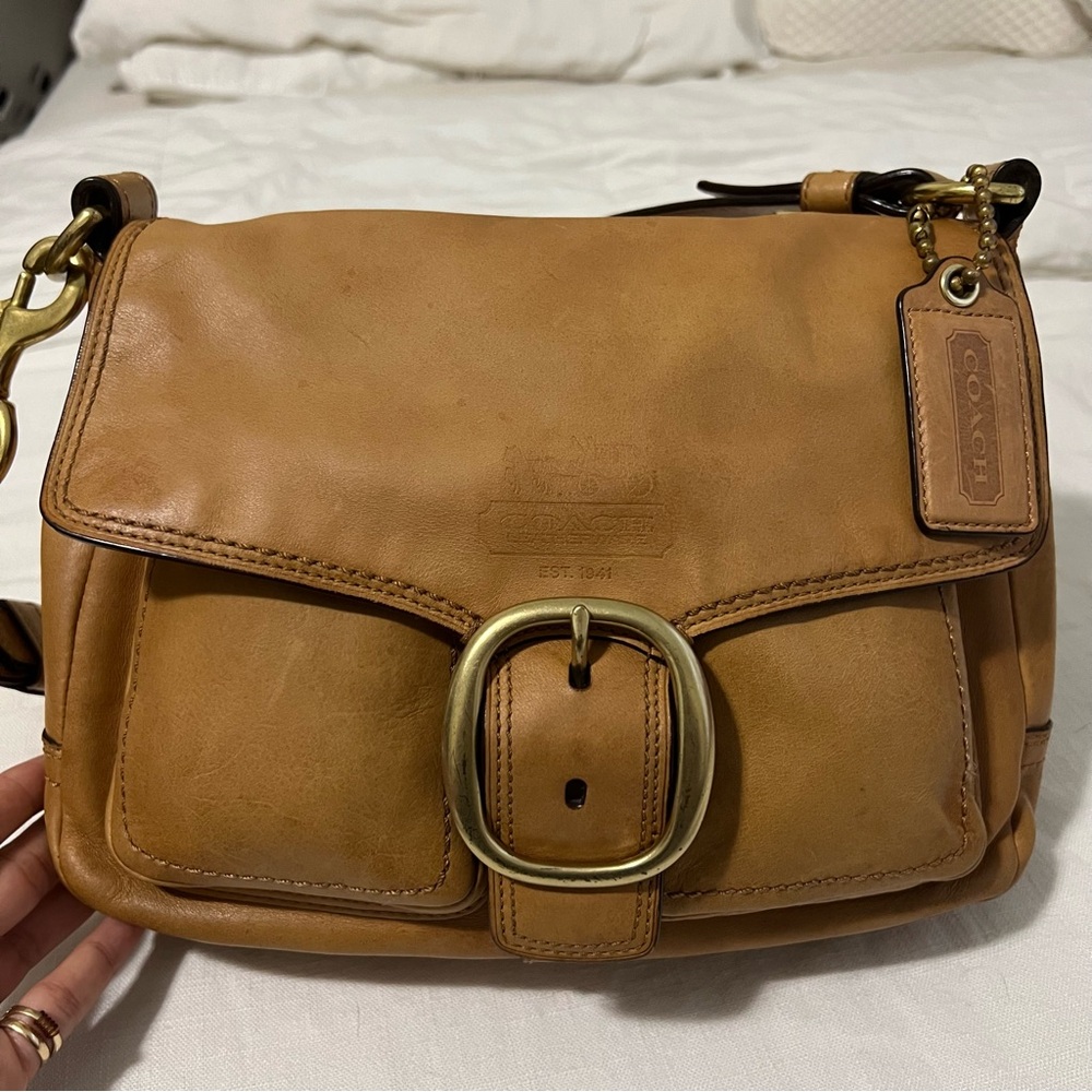 RARE Vintage Coach Legacy Buckle Crossbody - Glove-Tanned Leather (C0 869–12405)